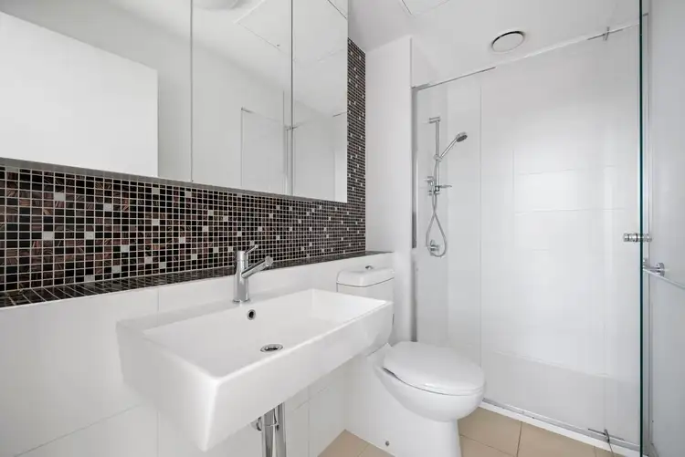Fifth view of Homely apartment listing, 2210/639 Lonsdale Street, Melbourne VIC 3000
