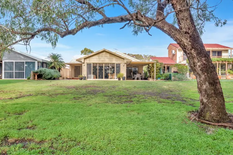 39 Willow Gardens, South Yunderup WA 6208
