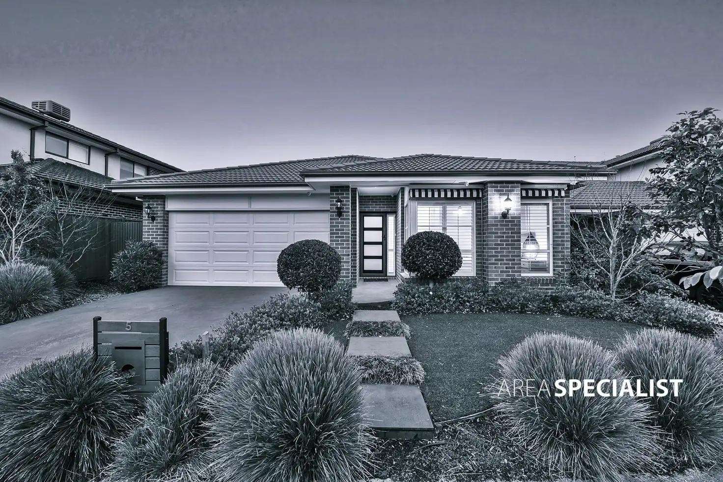 Main view of Homely house listing, 5 Broadleaf Court, Keysborough VIC 3173