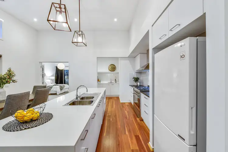 Sixth view of Homely house listing, 5 Broadleaf Court, Keysborough VIC 3173