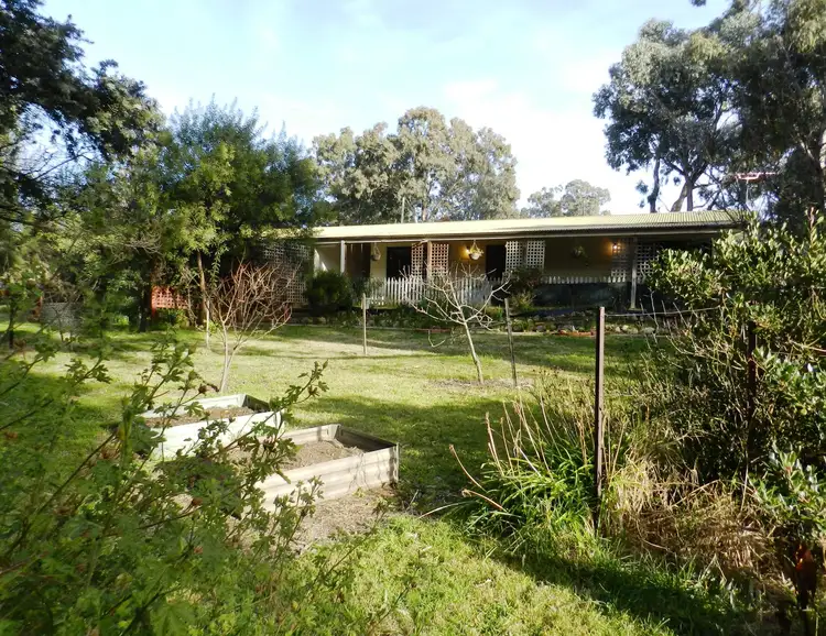 84 Richmond Street, Binalong NSW 2584