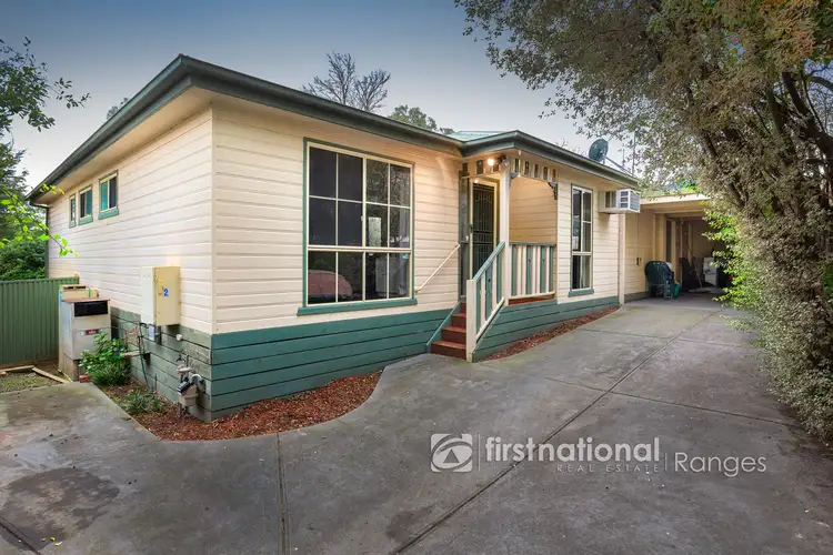 2/8 Hillcrest Avenue, Ferntree Gully VIC 3156