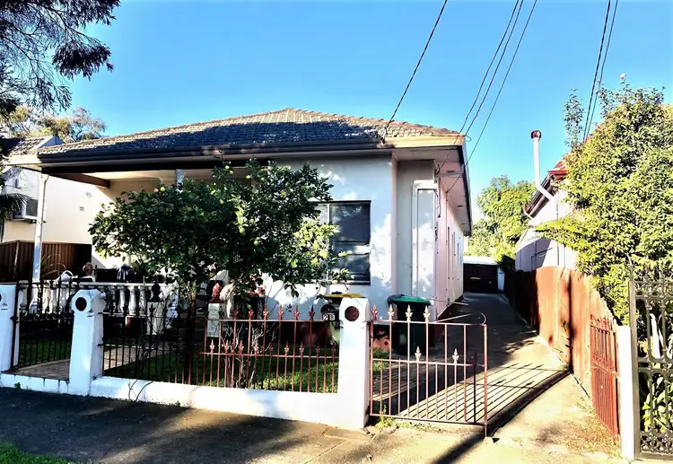 14 South Street, Marrickville NSW 2204
