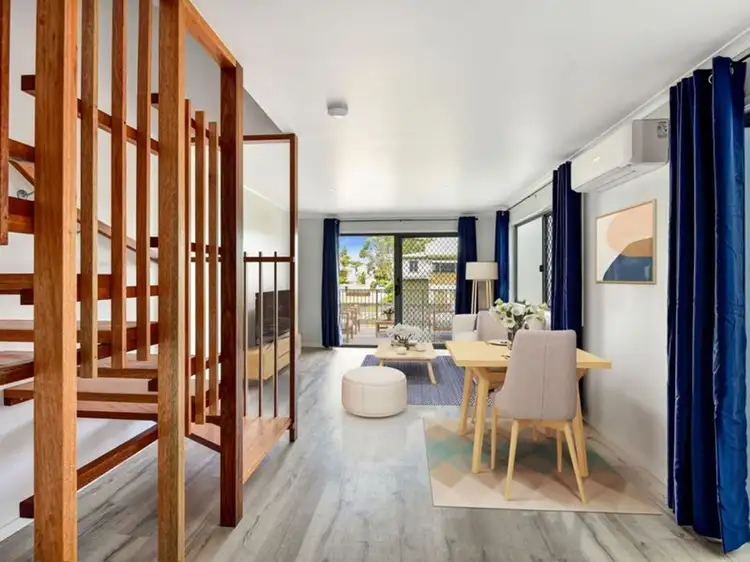 2/30 Third Avenue, Sandgate QLD 4017
