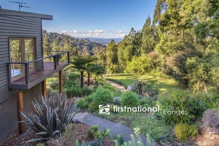 14 Broompark Crescent, Olinda VIC 3788