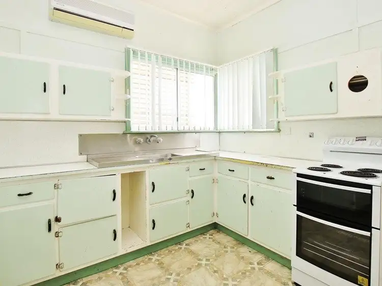 Seventh view of Homely house listing, 239 Kent Street, Depot Hill QLD 4700