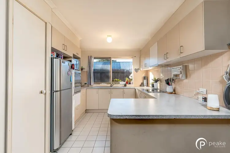 Second view of Homely house listing, 7 Wilmott Close, Berwick VIC 3806