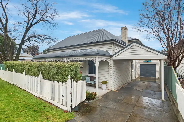 7 Malcolm Street, Quarry Hill VIC 3550
