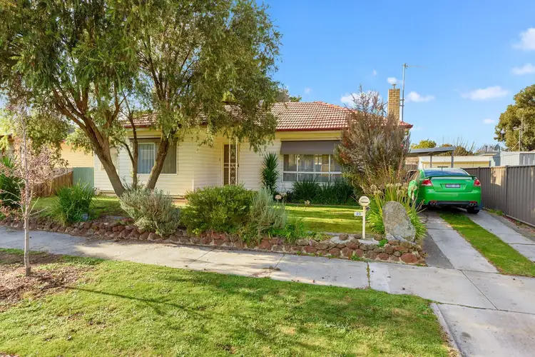 23 Fifth Avenue, White Hills VIC 3550