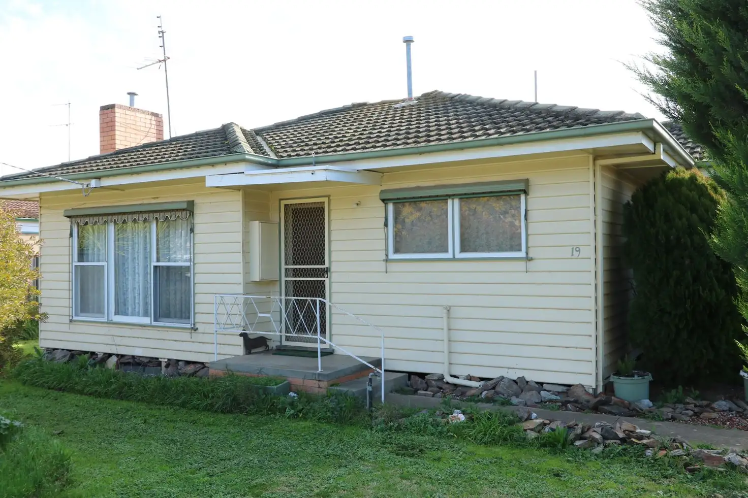 Main view of Homely house listing, 19 Simson Street, Carisbrook VIC 3464
