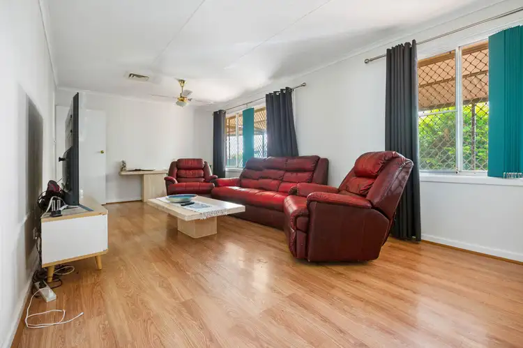 Second view of Homely house listing, 37 McKenzie Way, Bulgarra WA 6714