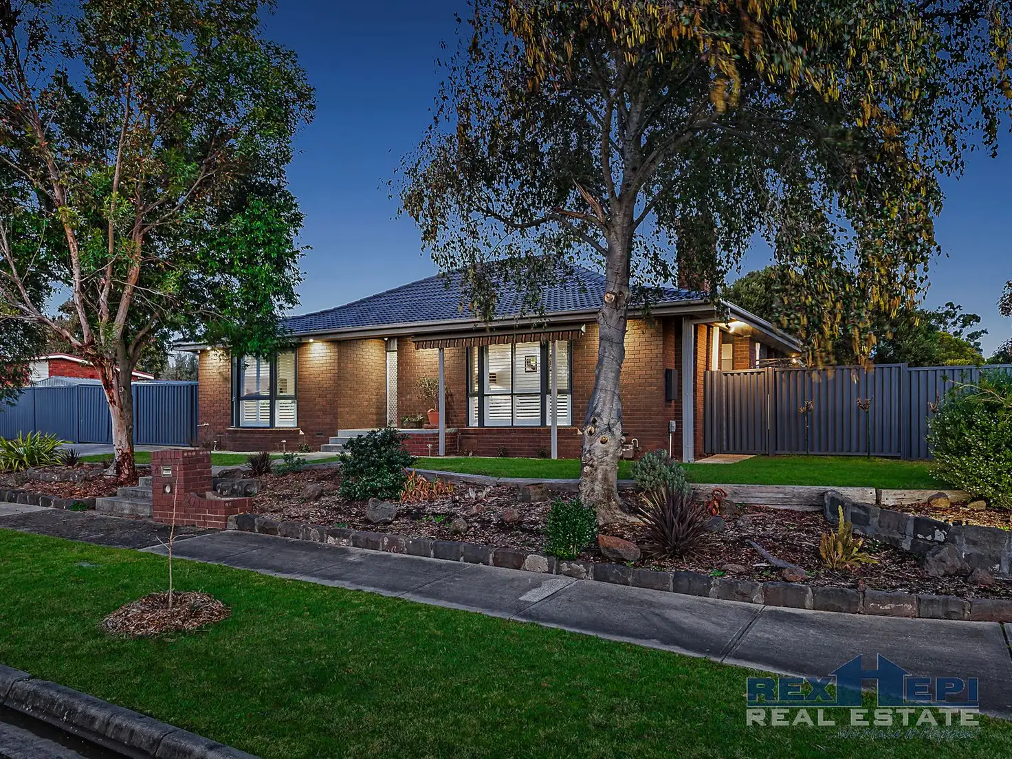 Main view of Homely house listing, 17 Heatherlea Crescent, Narre Warren VIC 3805