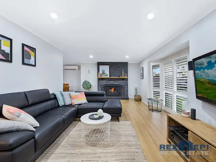 Third view of Homely house listing, 17 Heatherlea Crescent, Narre Warren VIC 3805