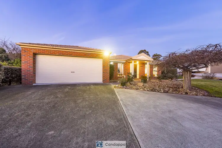 18 Carlile Court, Drouin VIC 3818