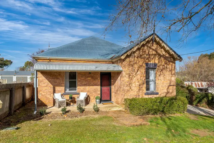 4 Blake Street, Millthorpe NSW 2798