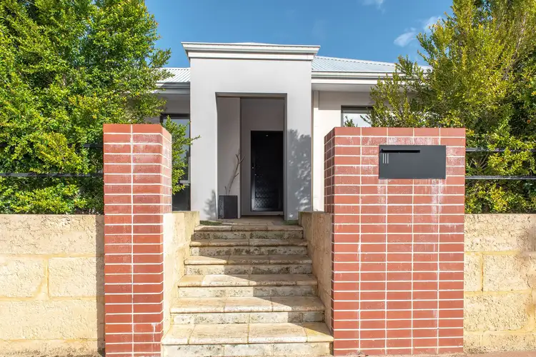 111 Suffolk Street, Caversham WA 6055