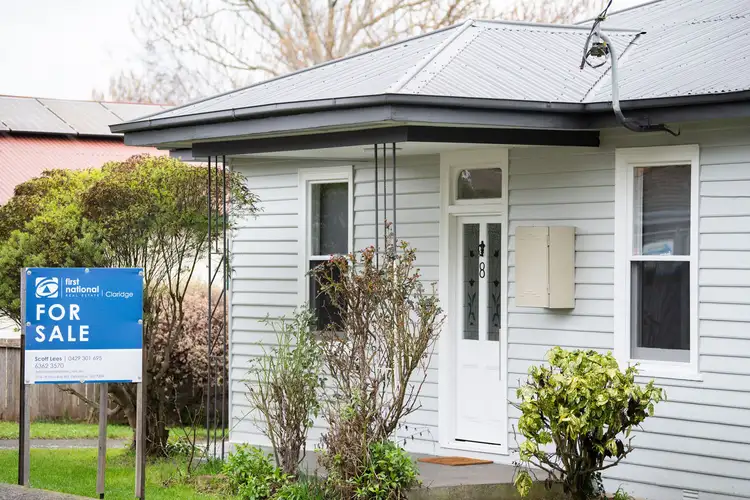 8 Grigg St., Deloraine TAS 7304
