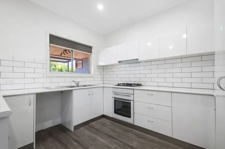 4 Leslie Loop, Baynton WA 6714