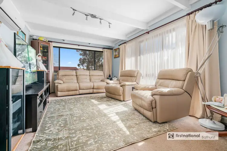 2 Alpugi Place, Kelso NSW 2795