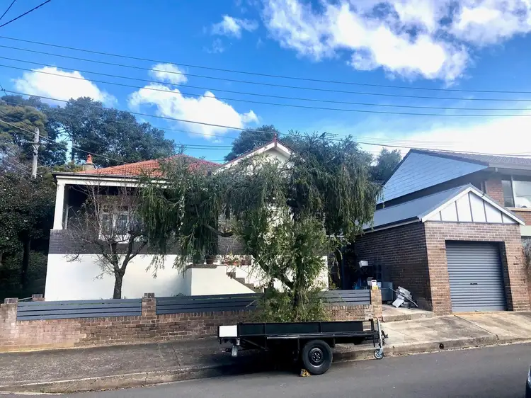 2A Riverdale Avenue, Marrickville NSW 2204