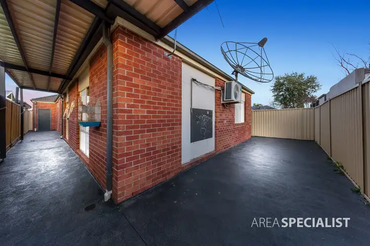 Fourth view of Homely house listing, 9 Renfrey Gardens, Caroline Springs VIC 3023