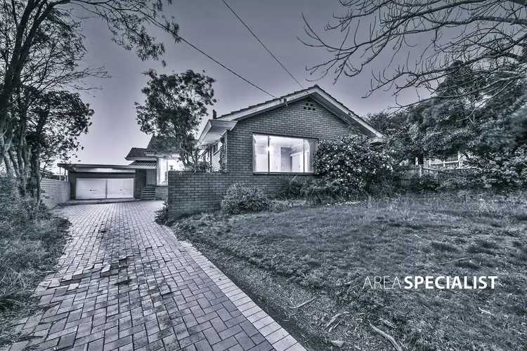 Main view of Homely house listing, 15 Norray Avenue, Mount Waverley VIC 3149