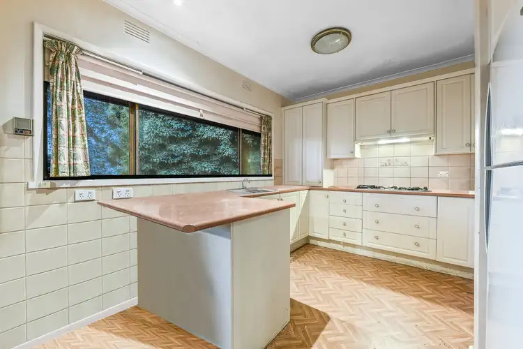 Sixth view of Homely house listing, 15 Norray Avenue, Mount Waverley VIC 3149