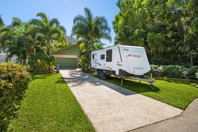 55 Aurelia Road, Palm Cove QLD 4879