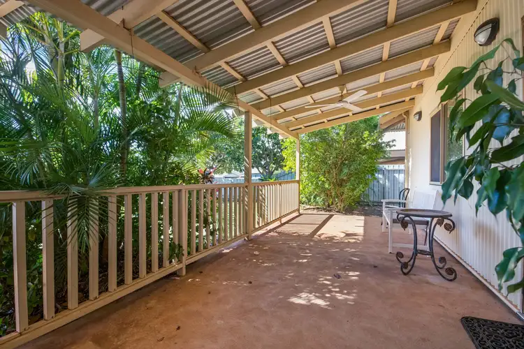 8 Lee Avenue, Baynton WA 6714