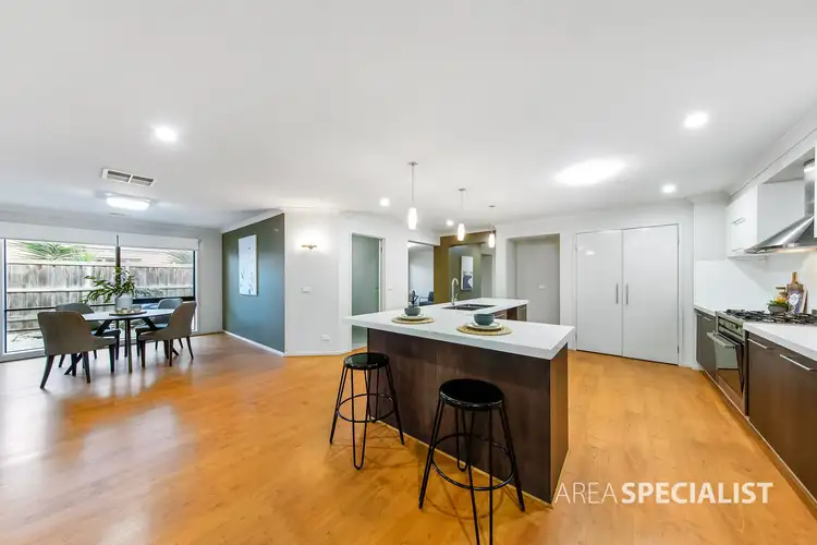 Fifth view of Homely house listing, 5 St James Close, Burnside Heights VIC 3023