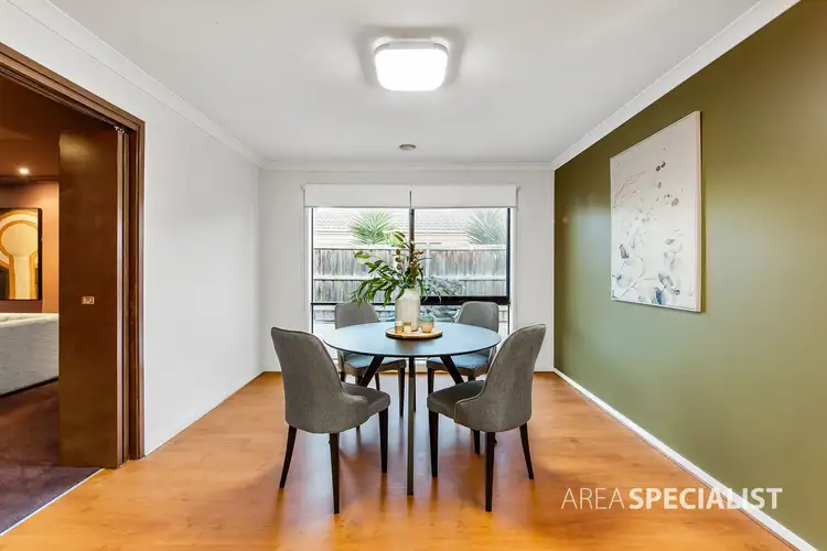 Seventh view of Homely house listing, 5 St James Close, Burnside Heights VIC 3023