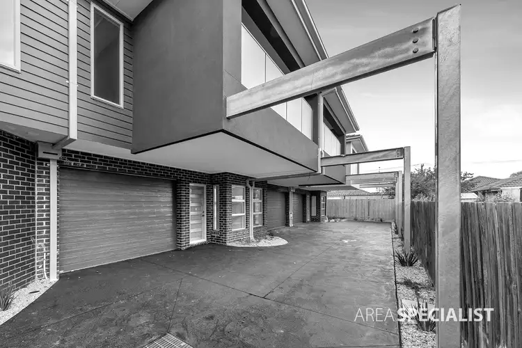 Main view of Homely townhouse listing, 2/4 Graceburn Grove, St Albans VIC 3021