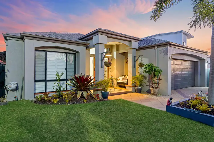 52 The Peninsula, Helensvale QLD 4212