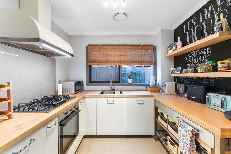 Fifth view of Homely unit listing, 4 Dryandra Crescent, Keysborough VIC 3173