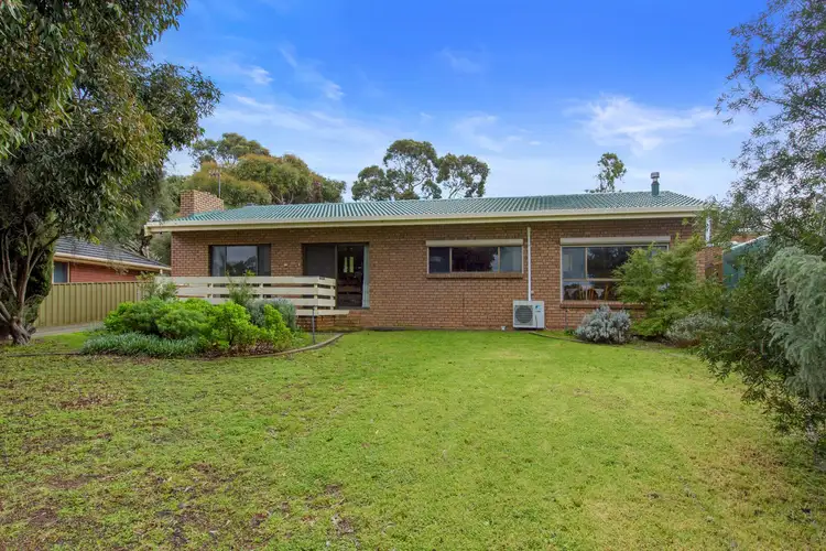 12 Folkestone Terrace, Victor Harbor SA 5211