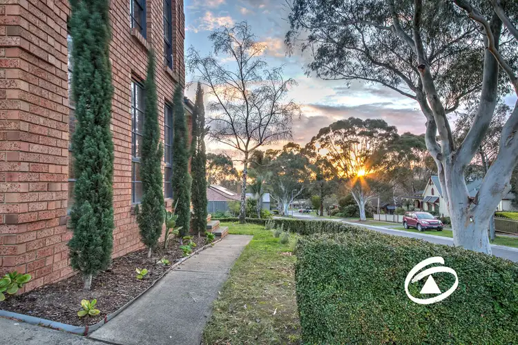 Second view of Homely house listing, 2 Dulkara Place, Berwick VIC 3806