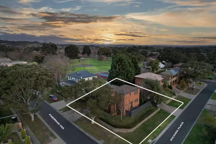 Fourth view of Homely house listing, 2 Dulkara Place, Berwick VIC 3806