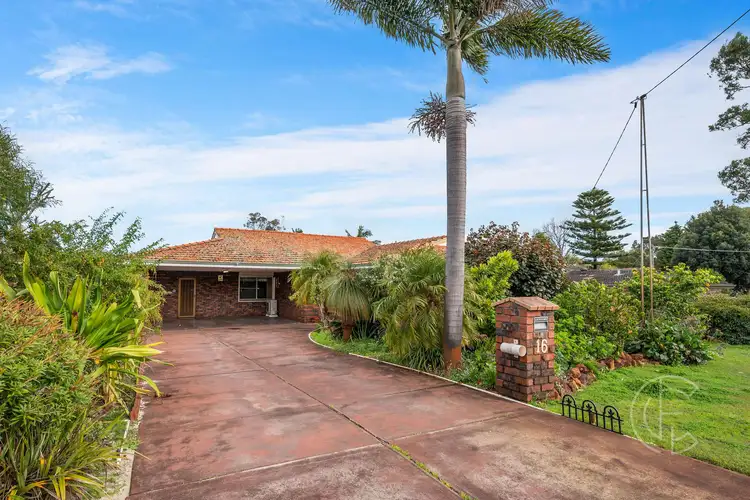 16 Pannell Road, Bateman WA 6150