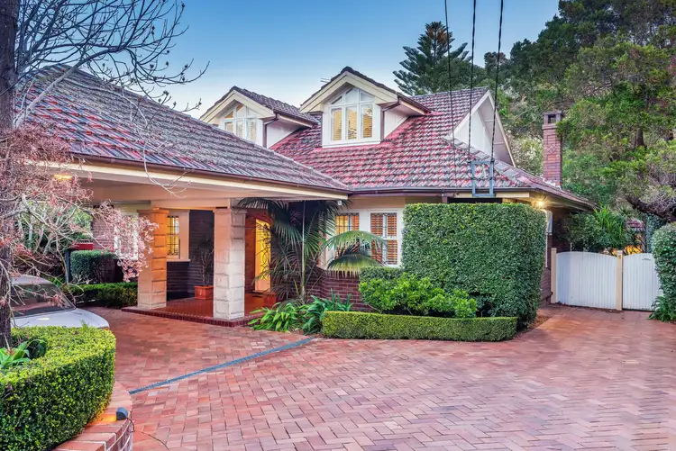 15 Cranbrook Avenue, Roseville NSW 2069