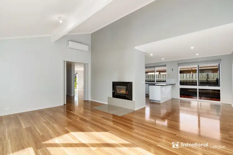 Sixth view of Homely house listing, 10 Carbine Court, Traralgon VIC 3844