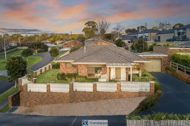 Main view of Homely unit listing, 1/1 Fuhrmann Court, Drouin VIC 3818