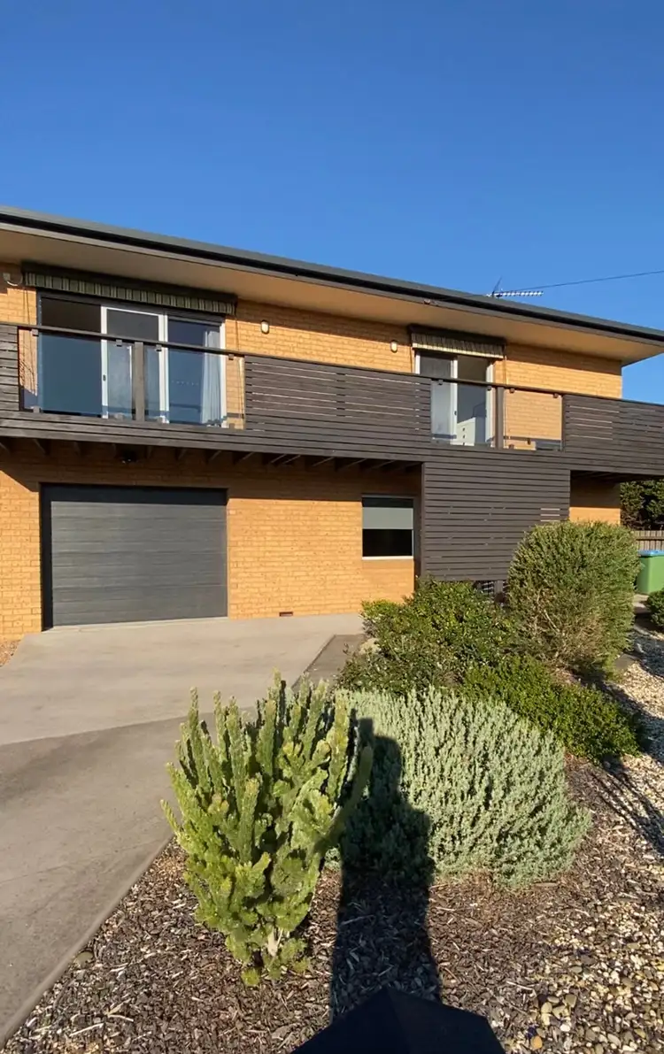 96 Seaview Avenue, Safety Beach VIC 3936