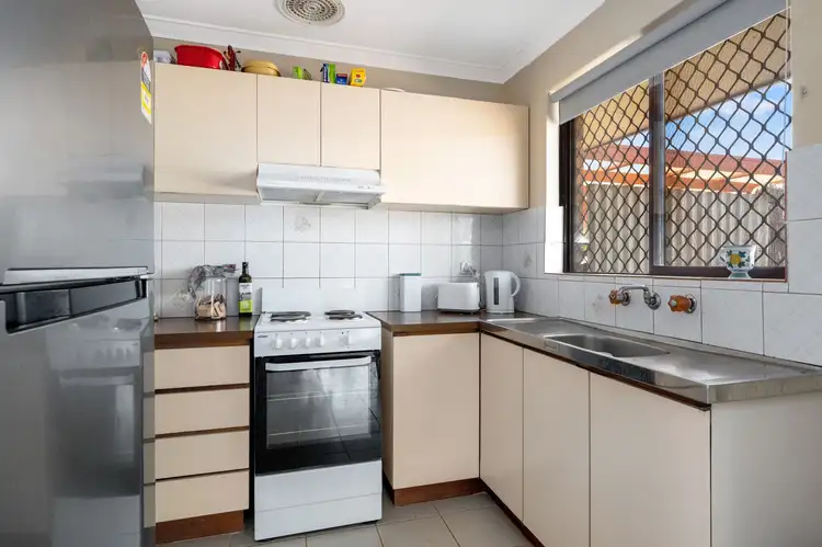 Sixth view of Homely unit listing, 4/17 Beston Street, Kalgoorlie WA 6430