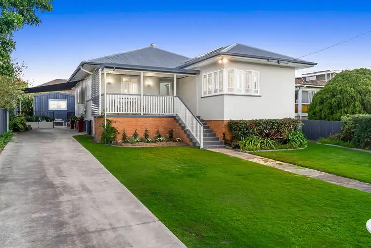 39 Ward Street, Sandgate QLD 4017