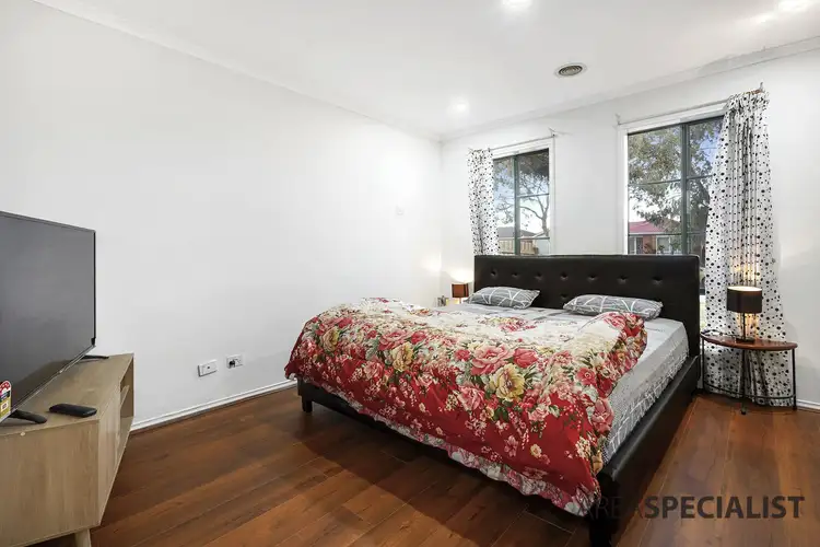 Fourth view of Homely house listing, 8 Fairhaven Boulevard, Cranbourne West VIC 3977