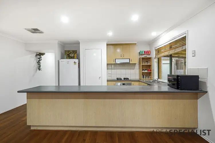 Fifth view of Homely house listing, 8 Fairhaven Boulevard, Cranbourne West VIC 3977