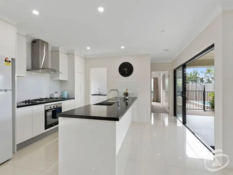 Second view of Homely house listing, 7 Barratta Circle, Trinity Park QLD 4879