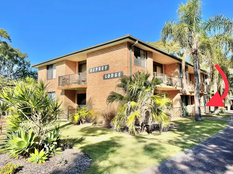 2/70 Mirreen Street, Hawks Nest NSW 2324