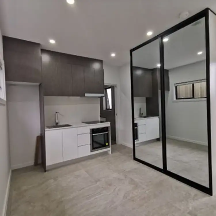 12B Boyd Street