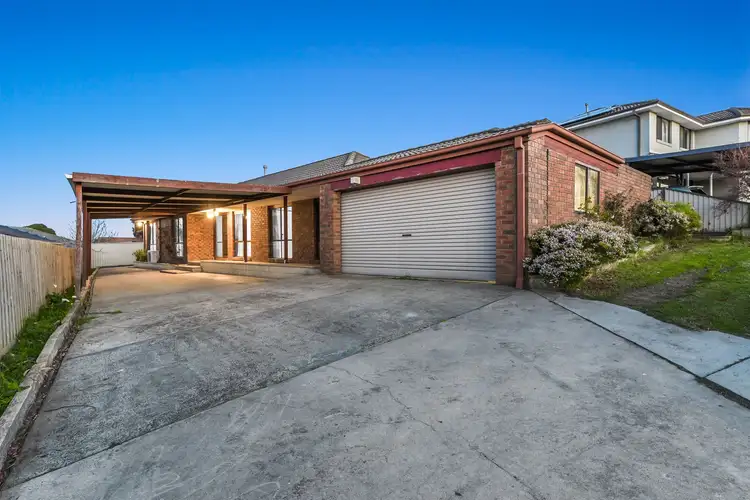 Second view of Homely house listing, 8 Garfield Court, Hampton Park VIC 3976